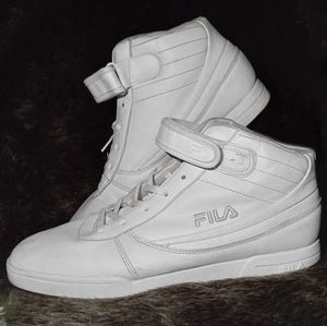 White Size 11 FILA basketball sneakers